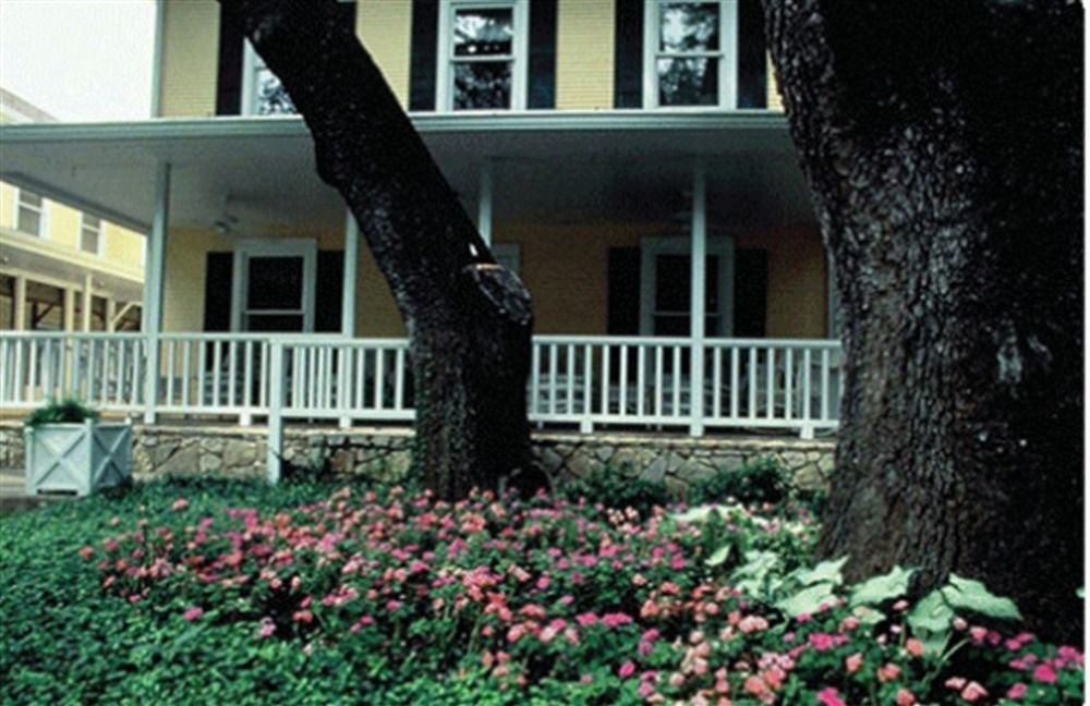 Inn On The River Glen Rose Esterno foto