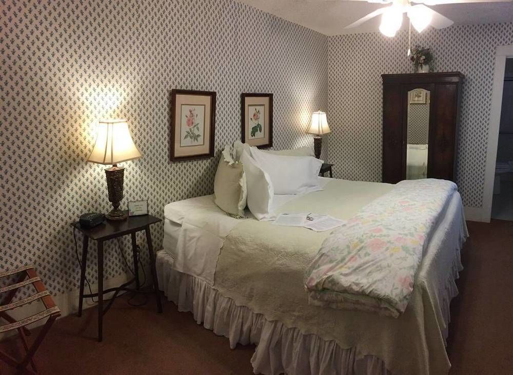 Inn On The River Glen Rose Esterno foto