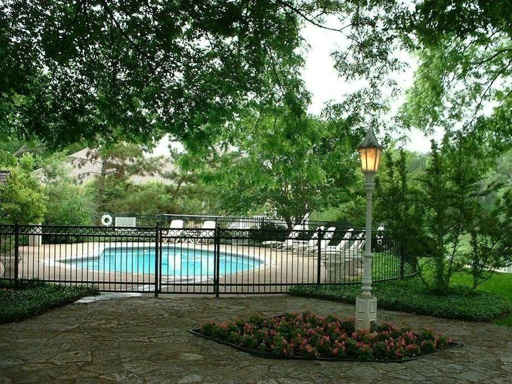 Inn On The River Glen Rose Esterno foto